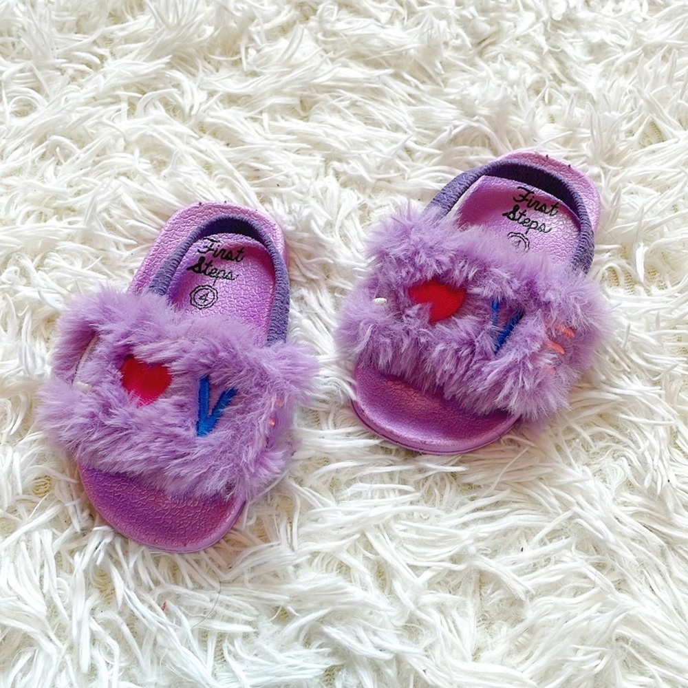 First Steps • NWOT Lavender “LOVE” Embroidered Faux Fur Slides with Ankle Strap
